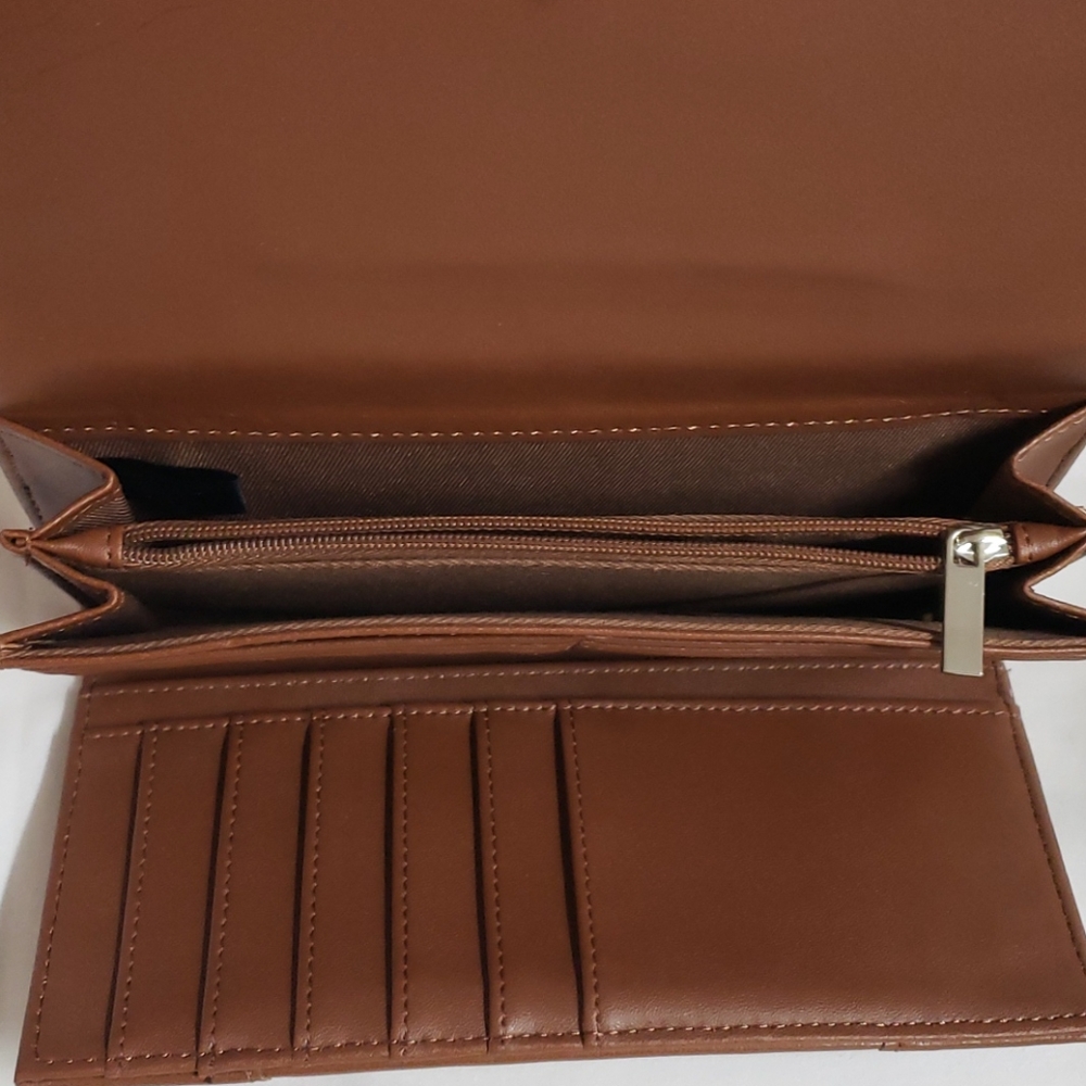 Wallet - Picture 3 of 4